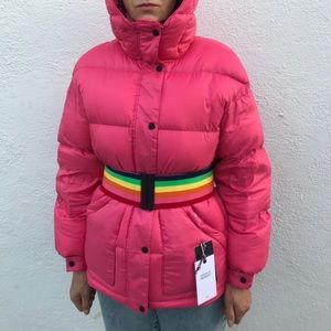 Perfect Moment Womens Padded Oversize 